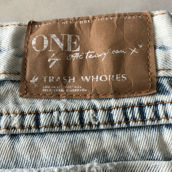 One teaspoon jeans shorts - Picture 4 of 6